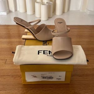 Stunning Fendi heeled sandals!